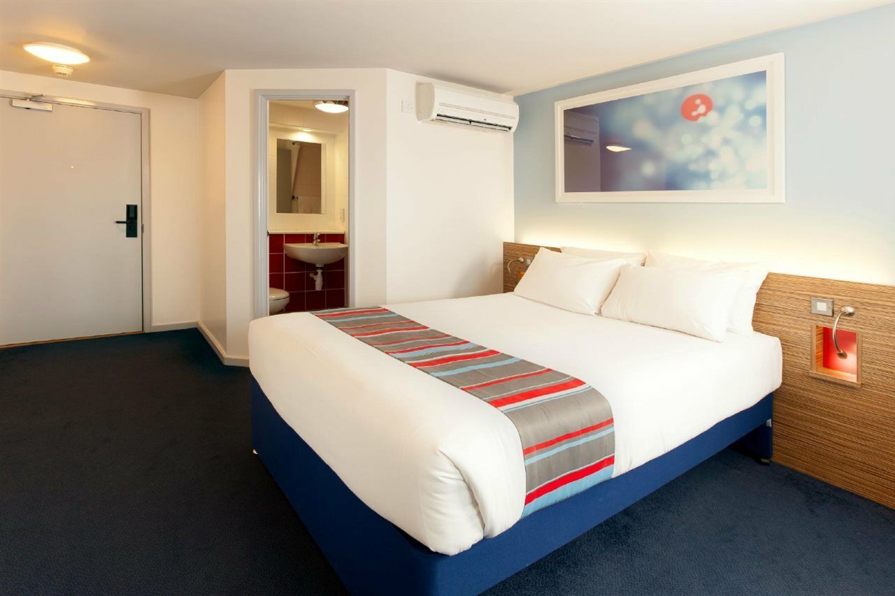 Travelodge Croydon Central Exterior foto